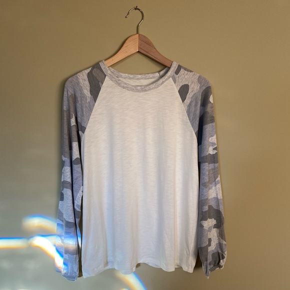 AERIE Real Soft Baseball Tee - Light Heather - Picture 2 of 7